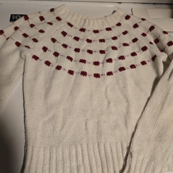 Girls Copper Key White and Red Kids Sweater. Size small. - Picture 1 of 4